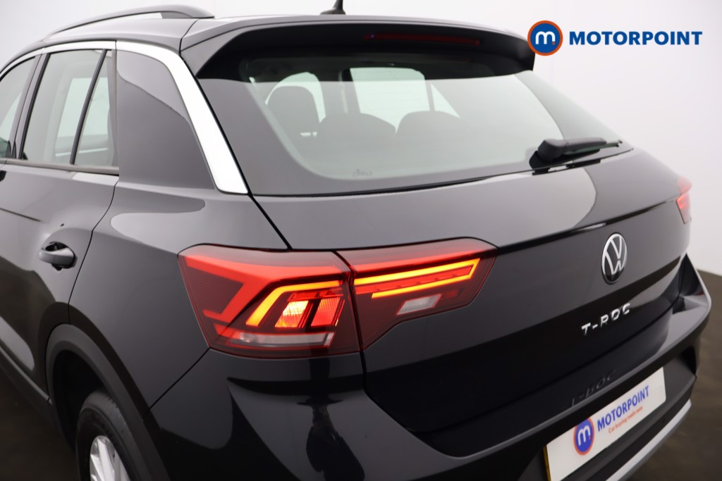 Volkswagen T-Roc Life Manual Petrol SUV - Stock Number (1595139) - 25th supplementary image