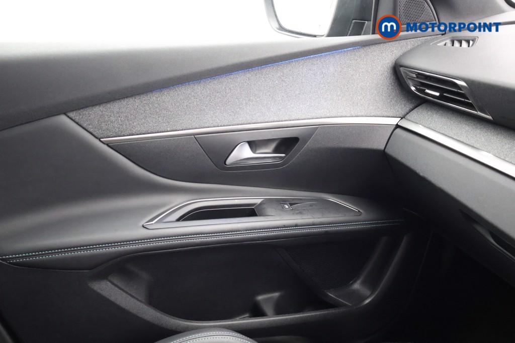 Peugeot 3008 Allure Premium-Plus Automatic Petrol SUV - Stock Number (1595294) - 13th supplementary image