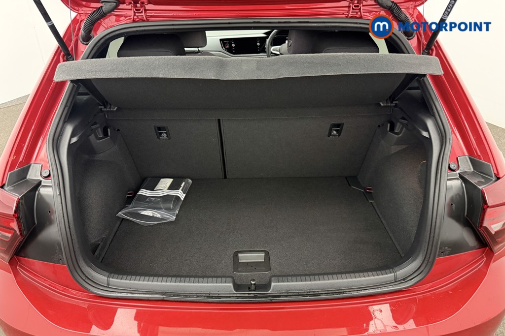 Volkswagen Polo R-Line Manual Petrol Hatchback - Stock Number (1595345) - 6th supplementary image
