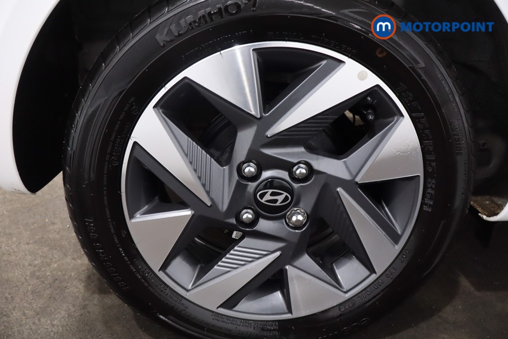 Hyundai I10 Advance Automatic Petrol Hatchback - Stock Number (1595377) - 9th supplementary image