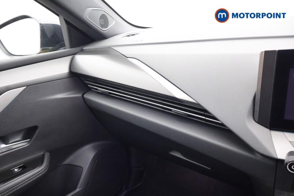 Vauxhall Astra Ultimate Automatic Petrol Plug-In Hybrid Hatchback - Stock Number (1595387) - 11th supplementary image