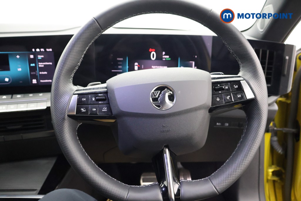 Vauxhall Astra Ultimate Automatic Petrol Plug-In Hybrid Hatchback - Stock Number (1595387) - 1st supplementary image