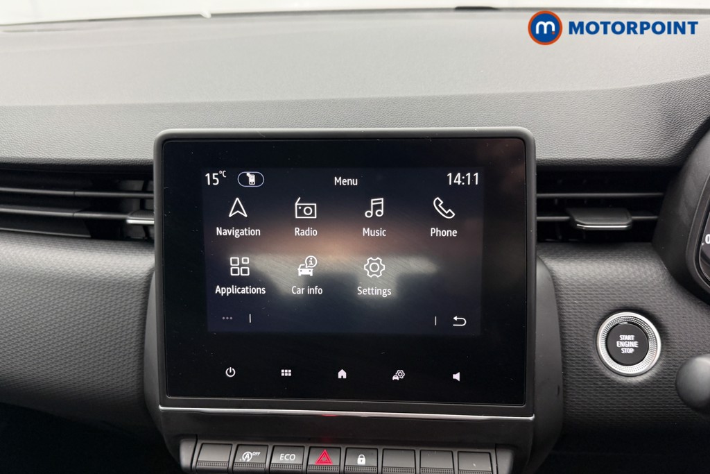 Renault Clio Iconic Manual Petrol Hatchback - Stock Number (1595706) - 8th supplementary image