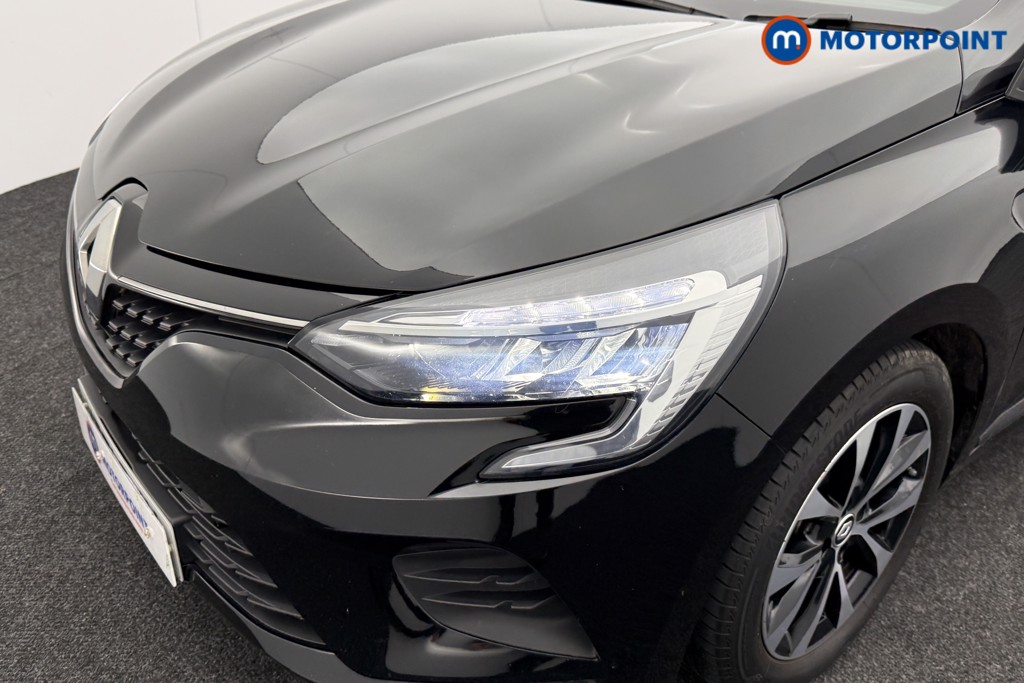 Renault Clio Iconic Manual Petrol Hatchback - Stock Number (1595706) - 26th supplementary image