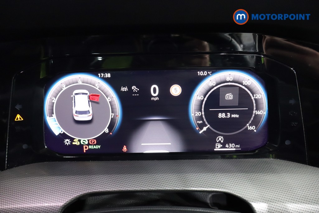 Volkswagen Golf Style Automatic Petrol Hatchback - Stock Number (1595800) - 2nd supplementary image