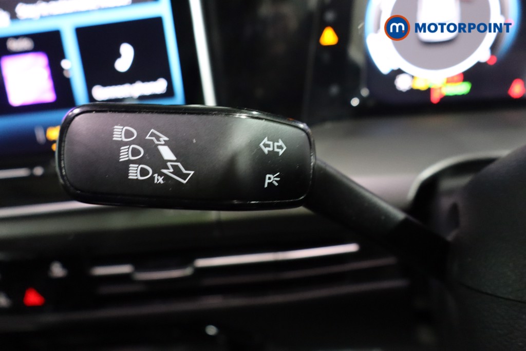 Volkswagen Golf Style Automatic Petrol Hatchback - Stock Number (1595800) - 18th supplementary image