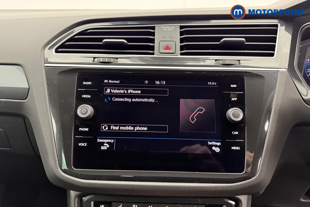 Volkswagen Tiguan R-Line Tech Automatic Diesel SUV - Stock Number (1596119) - 9th supplementary image