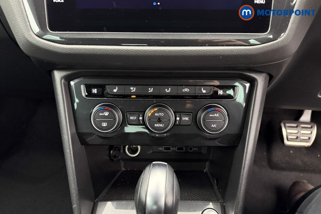 Volkswagen Tiguan R-Line Tech Automatic Diesel SUV - Stock Number (1596119) - 13th supplementary image