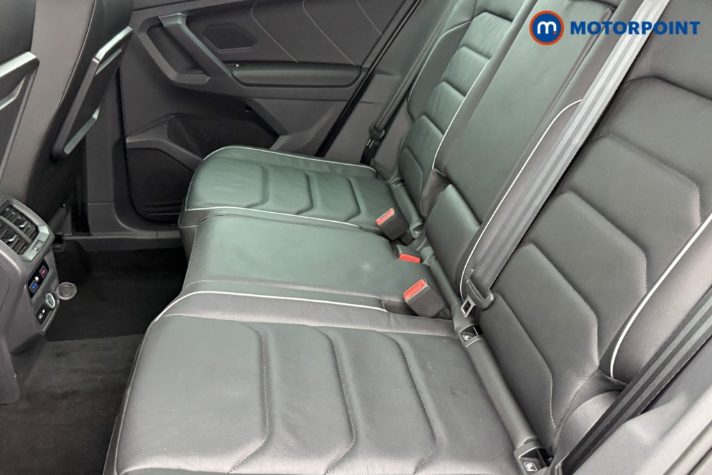 Volkswagen Tiguan R-Line Tech Automatic Diesel SUV - Stock Number (1596119) - 28th supplementary image