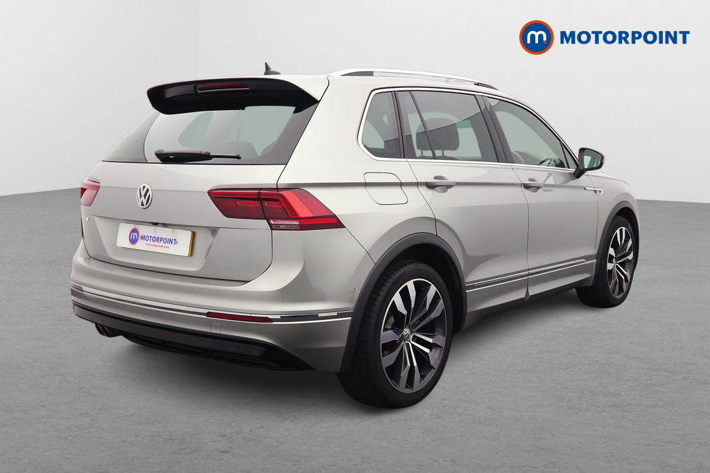 Volkswagen Tiguan R-Line Tech Automatic Diesel SUV - Stock Number (1596119) - Drivers side rear corner