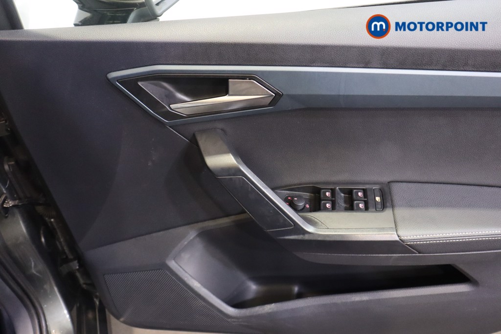 Seat Arona Xperience Lux Automatic Petrol SUV - Stock Number (1596159) - 9th supplementary image