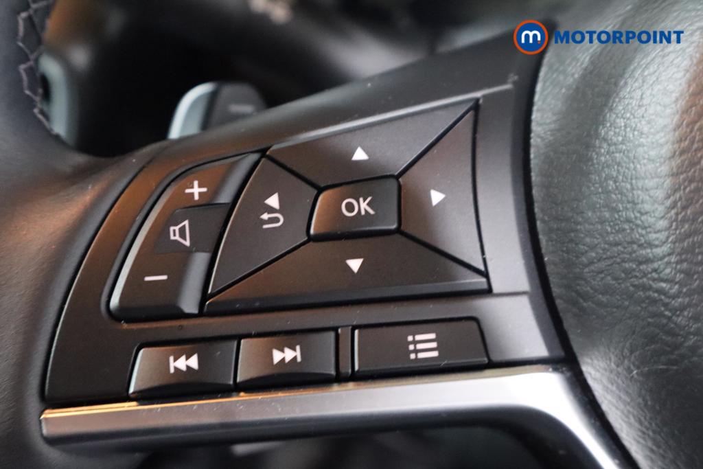 Nissan Juke N-Connecta Automatic Petrol SUV - Stock Number (1596170) - 15th supplementary image