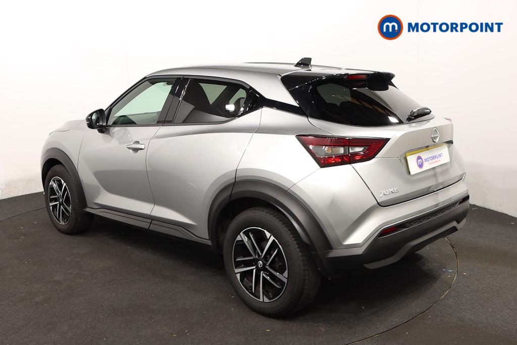 Nissan Juke N-Connecta Automatic Petrol SUV - Stock Number (1596170) - Passenger side rear corner