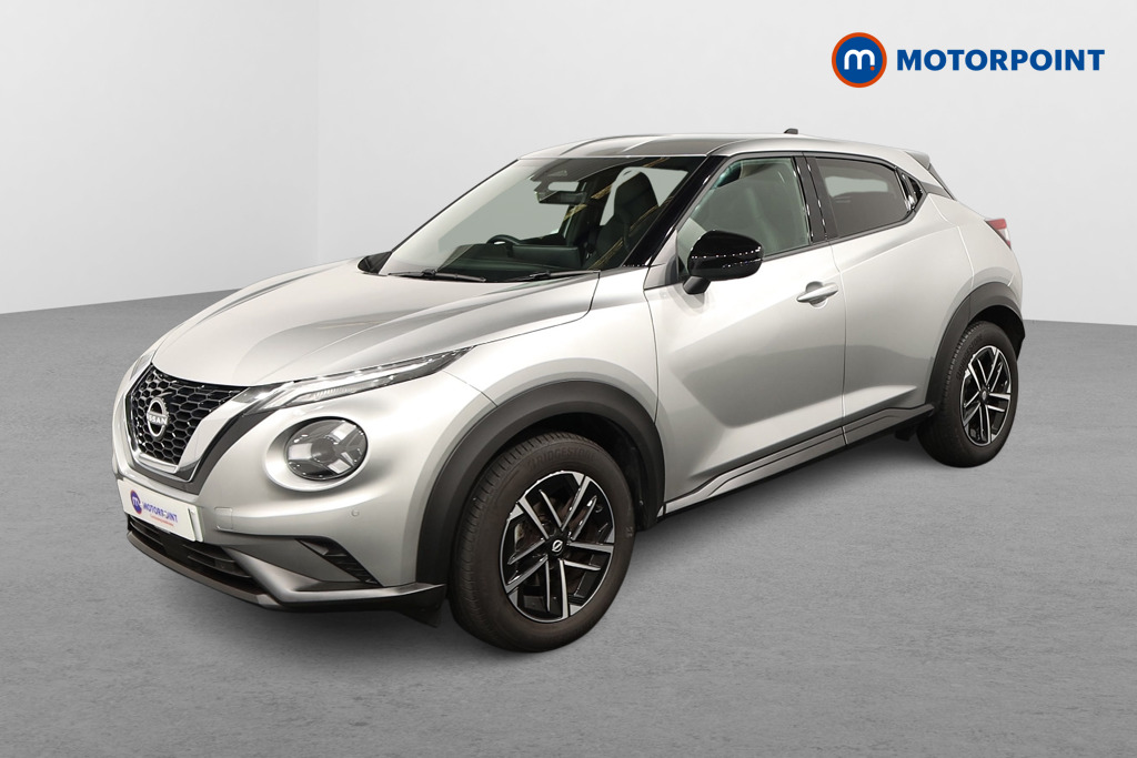 Nissan Juke N-Connecta Automatic Petrol SUV - Stock Number (1596170) - Passenger side front corner