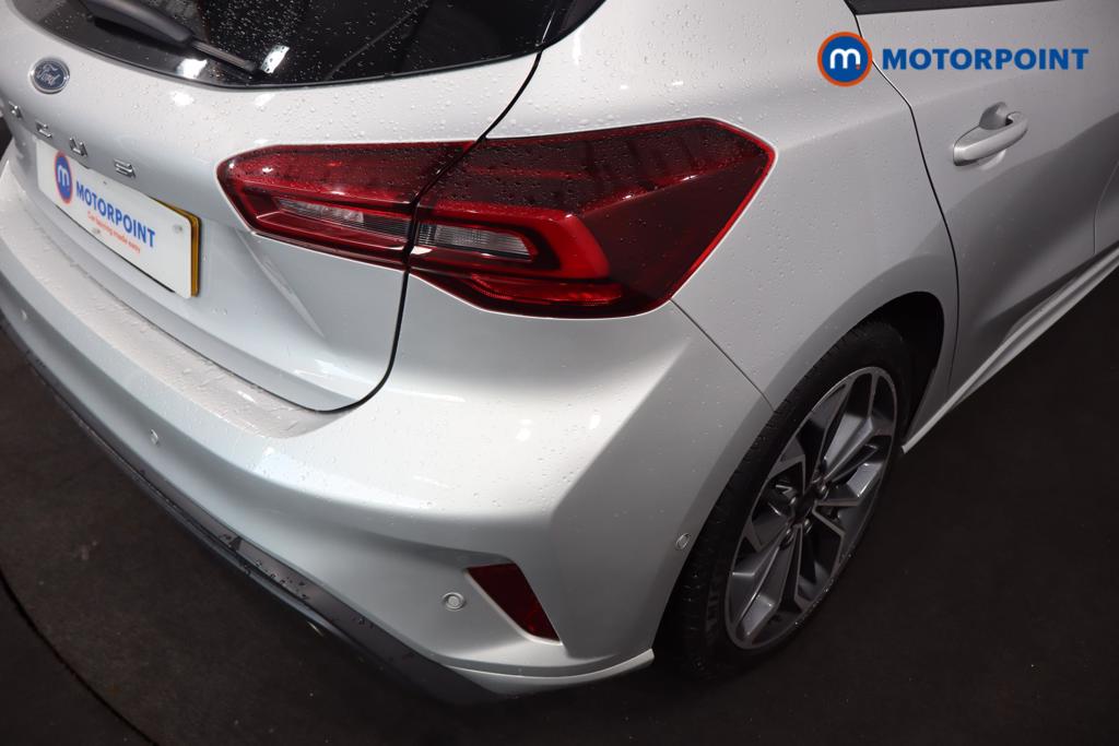 Ford Focus St-Line X Manual Petrol Hatchback - Stock Number (1596239) - 16th supplementary image
