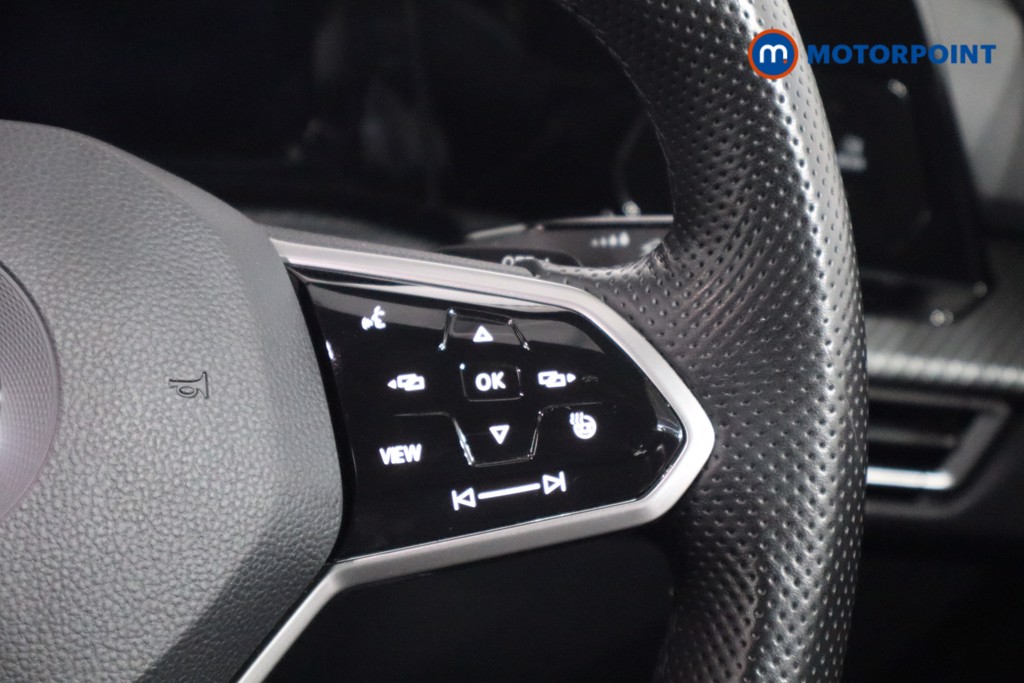 Volkswagen Golf R-Line Automatic Petrol Hatchback - Stock Number (1596256) - 8th supplementary image