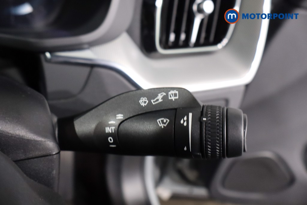 Volvo Xc60 Plus Automatic Petrol SUV - Stock Number (1596376) - 17th supplementary image
