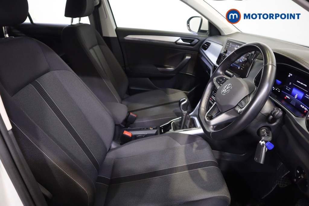 Volkswagen T-Roc Life Manual Petrol SUV - Stock Number (1596474) - 17th supplementary image