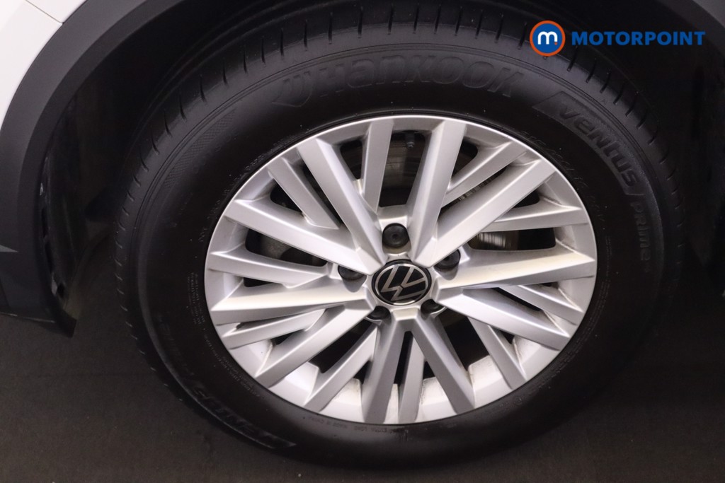 Volkswagen T-Roc Life Manual Petrol SUV - Stock Number (1596474) - 23rd supplementary image