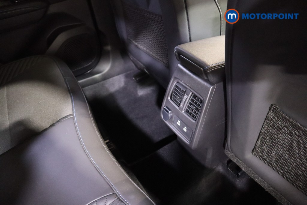 Renault Captur Esprit Alpine Automatic Petrol-Electric Hybrid SUV - Stock Number (1596517) - 19th supplementary image