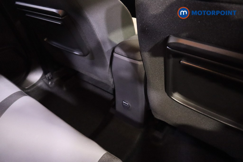 Dacia Jogger Extreme Automatic Petrol-Electric Hybrid People Carrier - Stock Number (1597164) - 20th supplementary image