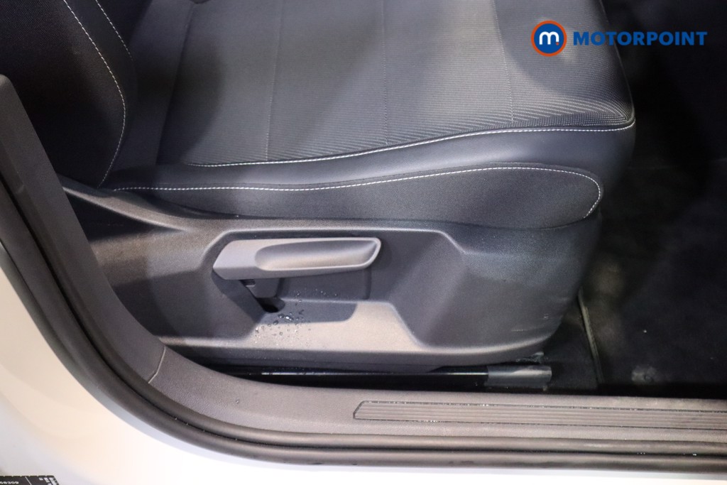 Volkswagen T-Cross Black Edition Automatic Petrol SUV - Stock Number (1597171) - 16th supplementary image