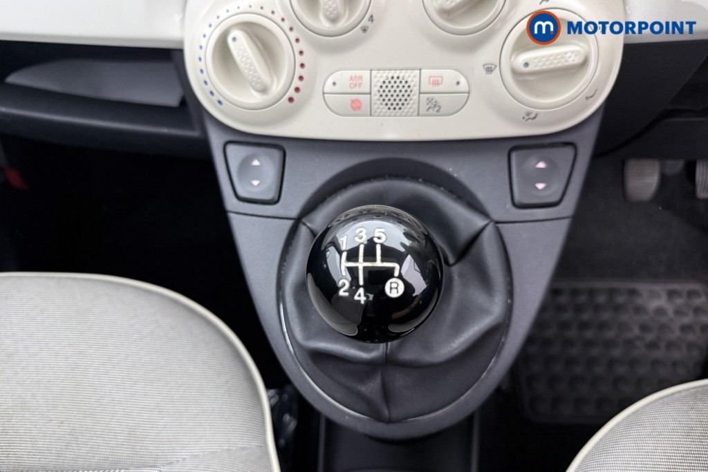 Fiat 500 Lounge Manual Petrol Hatchback - Stock Number (1576788) - 7th supplementary image