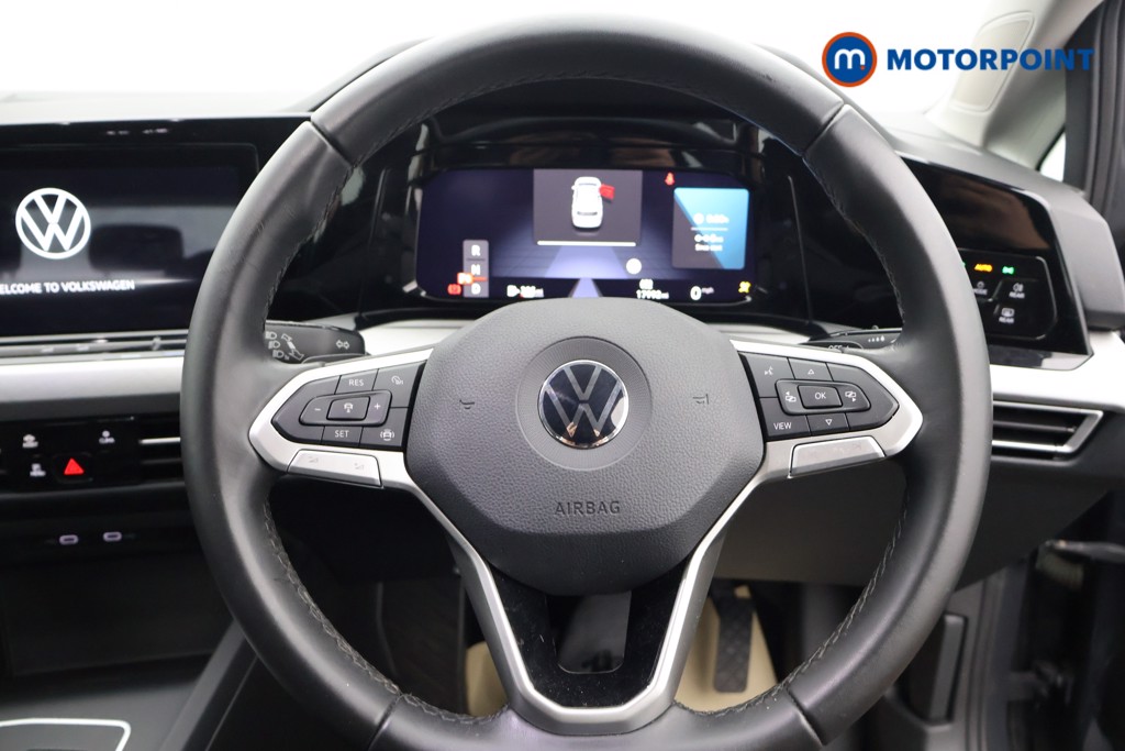 Volkswagen Golf Life Automatic Petrol Hatchback - Stock Number (1580923) - 1st supplementary image