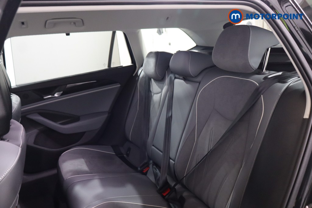 Volkswagen Passat Life Automatic Petrol Plug-In Hybrid Estate - Stock Number (1581480) - 24th supplementary image