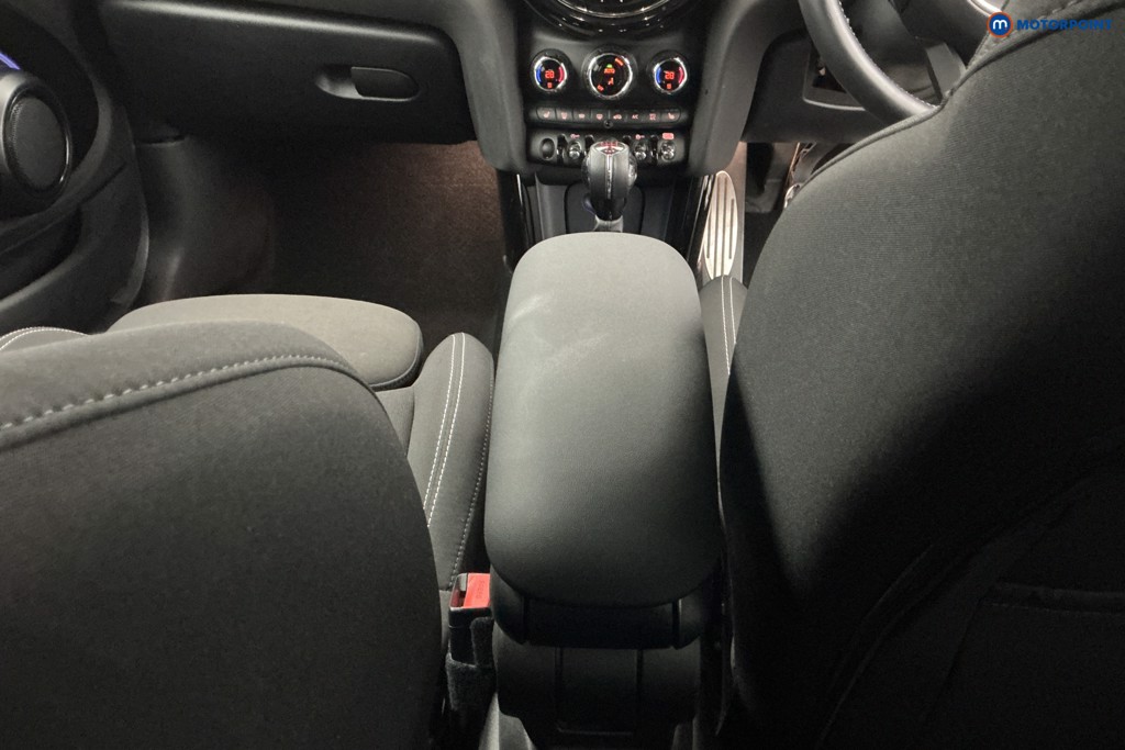 Mini Hatchback Cooper S Sport Manual Petrol Hatchback - Stock Number (1587137) - 10th supplementary image