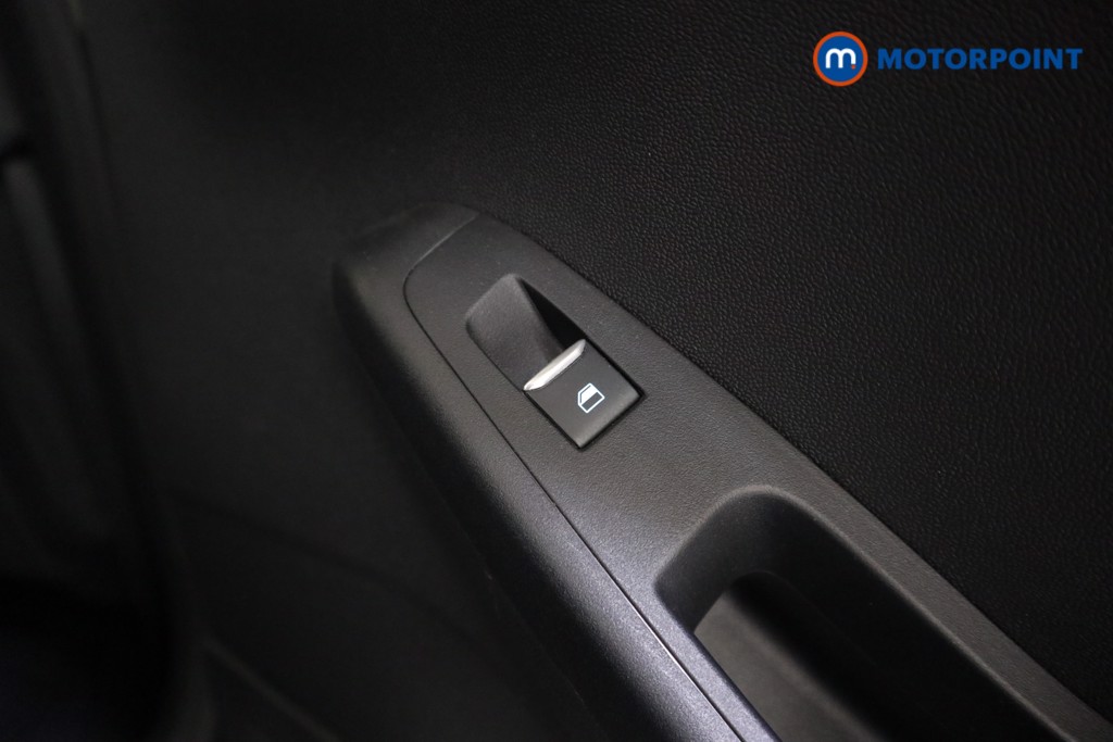 Ford Fiesta Vignale Edition Automatic Petrol Hatchback - Stock Number (1590104) - 17th supplementary image