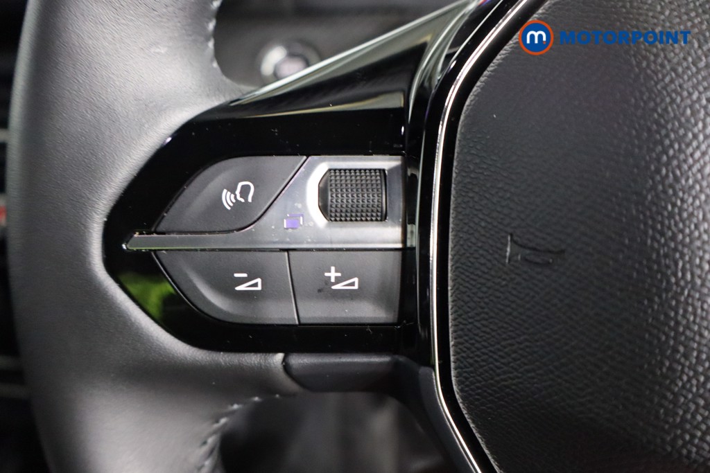 Peugeot 2008 Allure Manual Petrol SUV - Stock Number (1590453) - 14th supplementary image