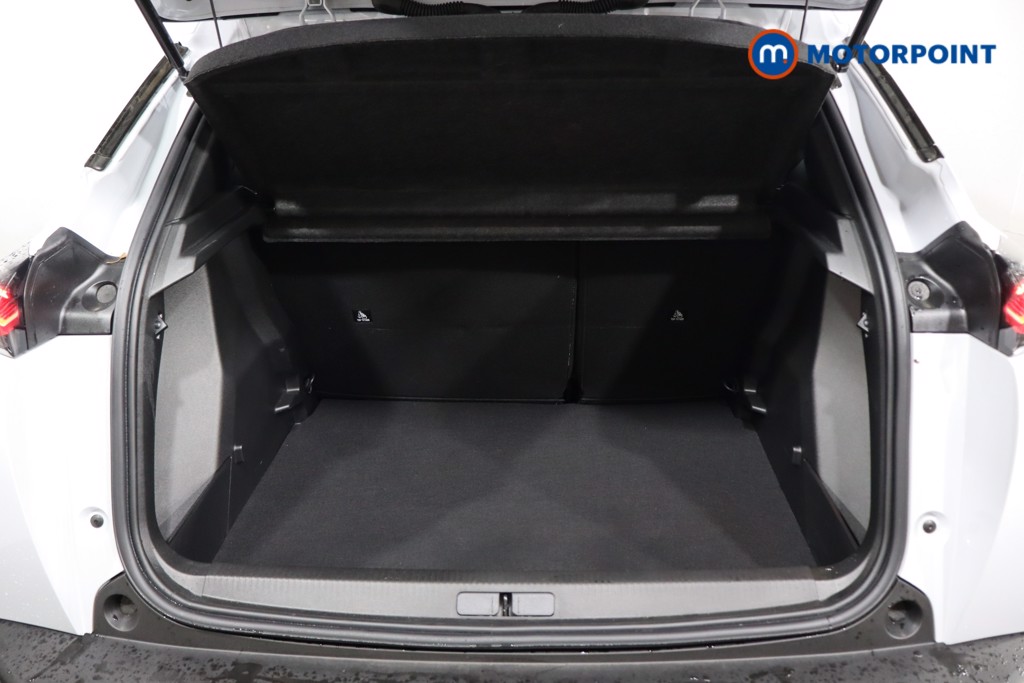 Peugeot 2008 Allure Manual Petrol SUV - Stock Number (1590453) - 25th supplementary image