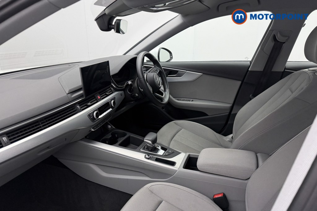 Audi A4 Technik Automatic Petrol Saloon - Stock Number (1591086) - 4th supplementary image