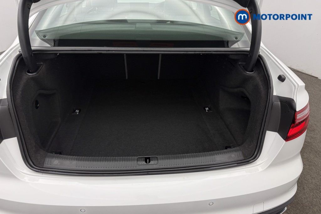 Audi A4 Technik Automatic Petrol Saloon - Stock Number (1591086) - 7th supplementary image