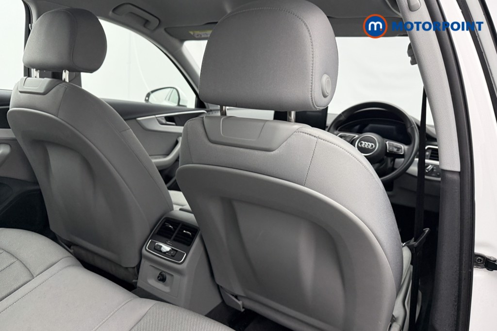 Audi A4 Technik Automatic Petrol Saloon - Stock Number (1591086) - 10th supplementary image