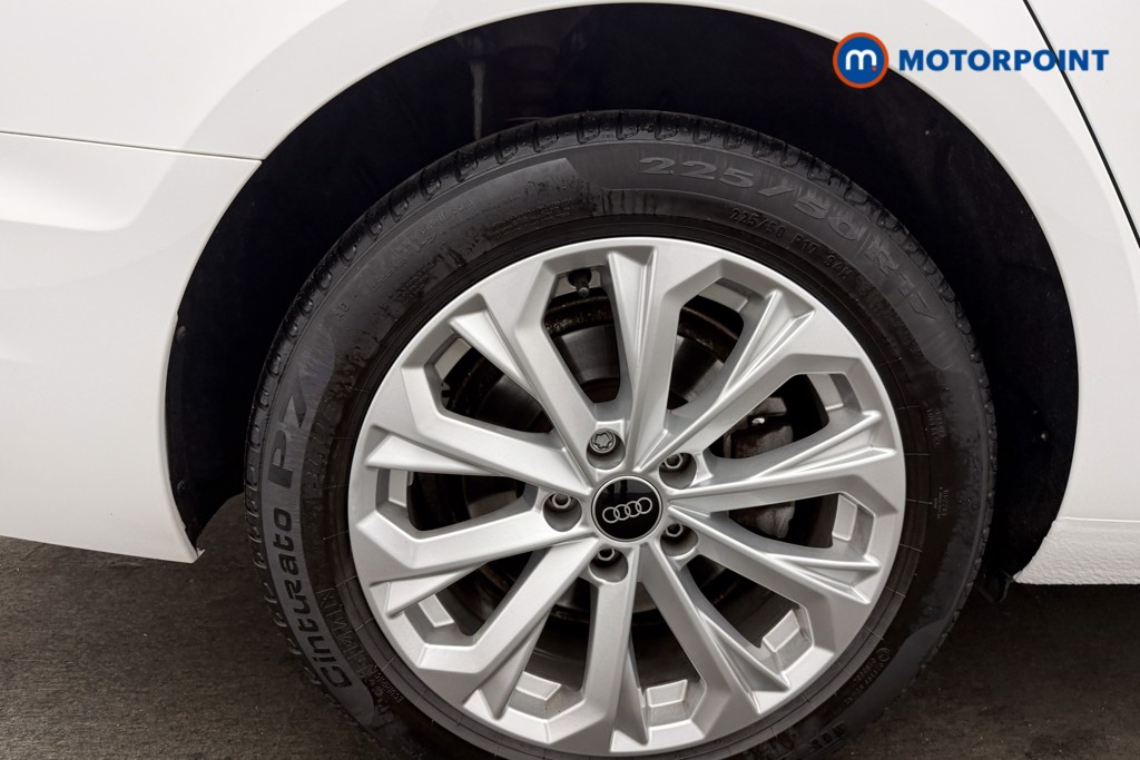 Audi A4 Technik Automatic Petrol Saloon - Stock Number (1591086) - 35th supplementary image