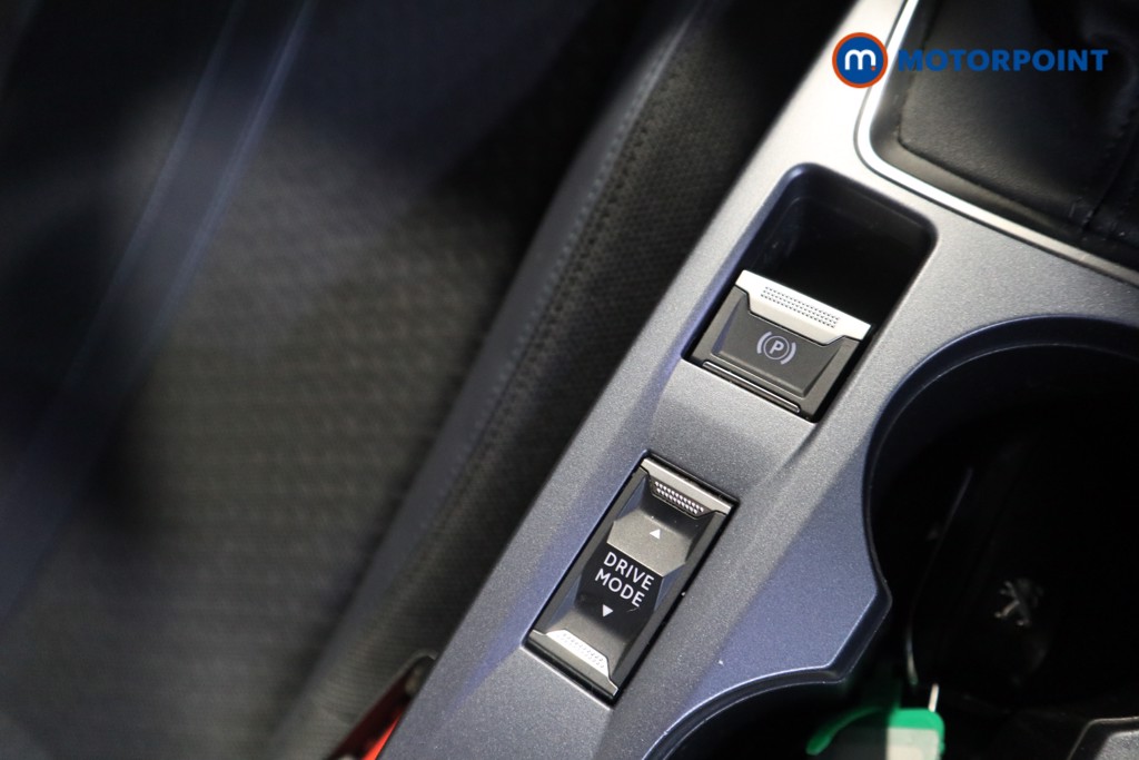 Peugeot 2008 Allure Manual Petrol SUV - Stock Number (1592742) - 9th supplementary image