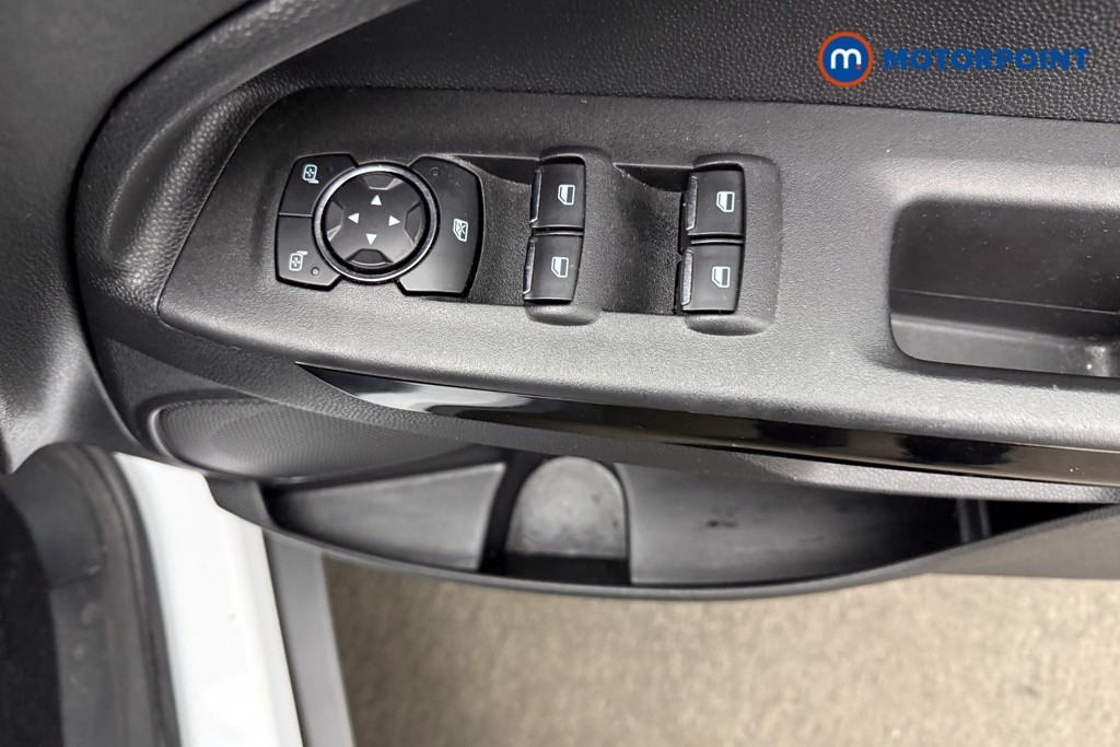 Ford Ecosport Titanium Manual Petrol SUV - Stock Number (1593580) - 18th supplementary image
