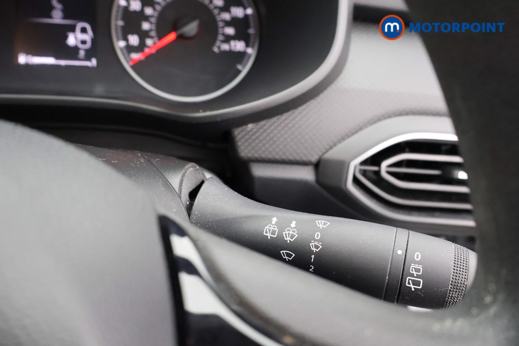 Dacia Sandero Essential Manual Petrol Hatchback - Stock Number (1593703) - 6th supplementary image