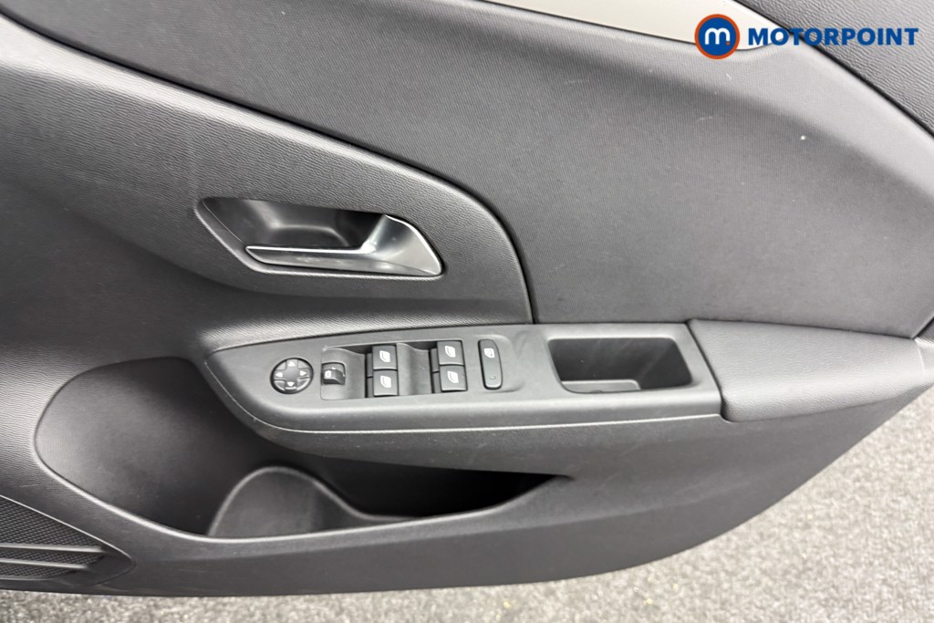 Vauxhall Corsa Design Automatic Petrol Hatchback - Stock Number (1593958) - 14th supplementary image