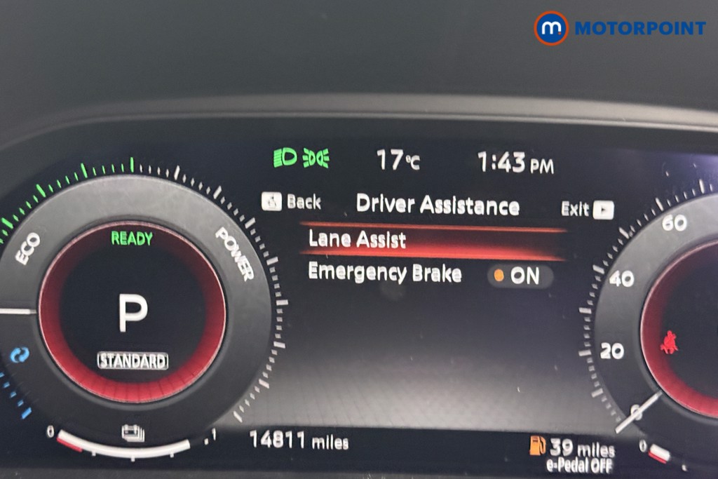 Nissan Juke N-Connecta Automatic Petrol-Electric Hybrid SUV - Stock Number (1593993) - 5th supplementary image