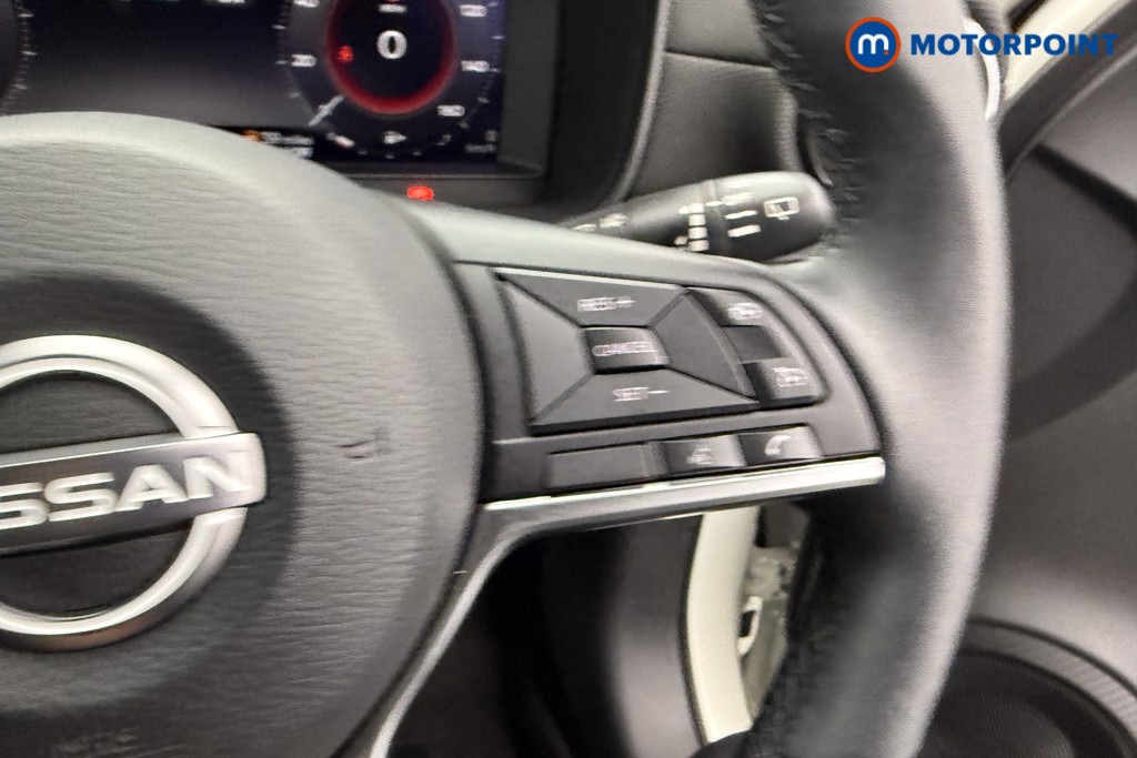 Nissan Juke N-Connecta Automatic Petrol-Electric Hybrid SUV - Stock Number (1593993) - 13th supplementary image