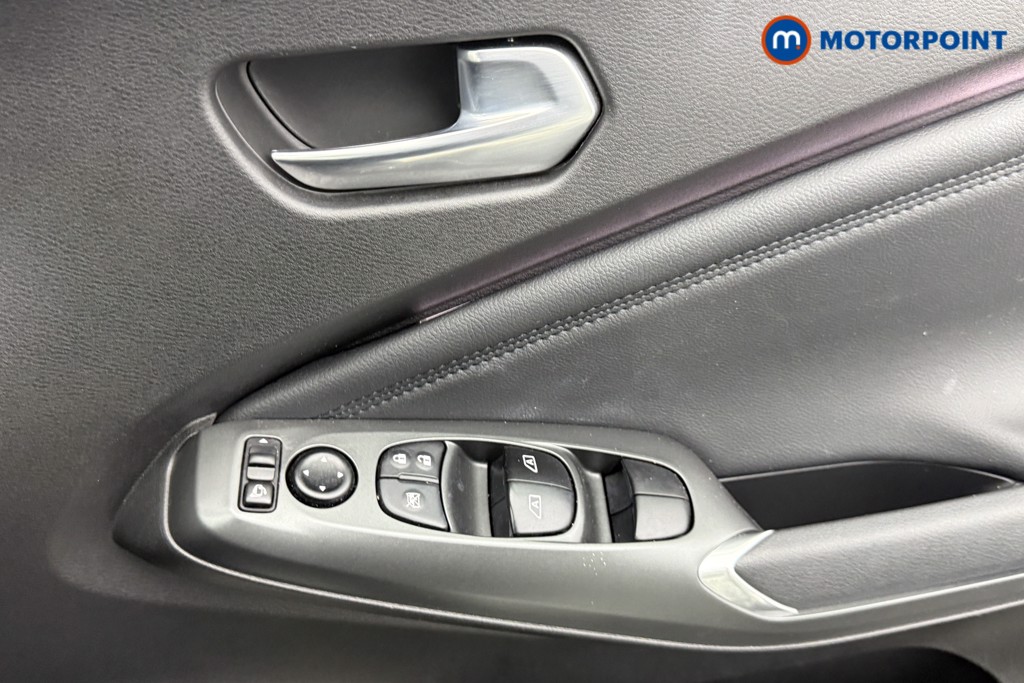 Nissan Juke N-Connecta Automatic Petrol-Electric Hybrid SUV - Stock Number (1593993) - 15th supplementary image