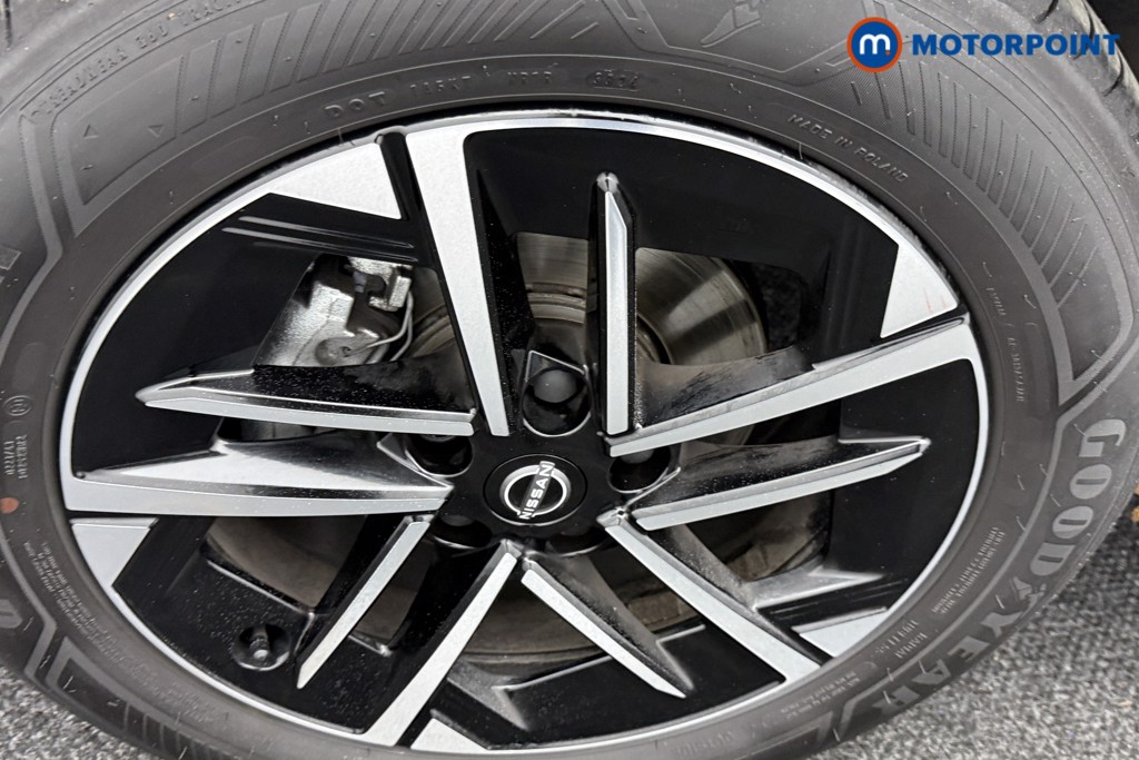 Nissan Juke N-Connecta Automatic Petrol-Electric Hybrid SUV - Stock Number (1593993) - 28th supplementary image