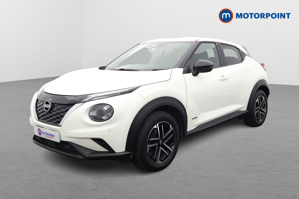 Nissan Juke N-Connecta Automatic Petrol-Electric Hybrid SUV - Stock Number (1593993) - Passenger side front corner