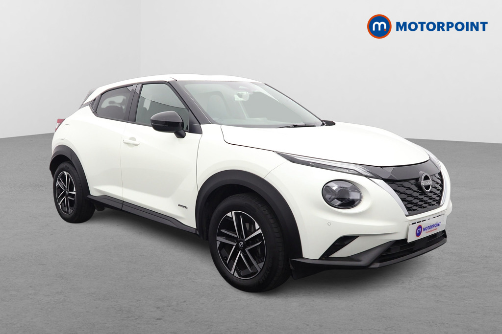 Nissan Juke N-Connecta Automatic Petrol-Electric Hybrid SUV - Stock Number (1593993) - Drivers side front corner