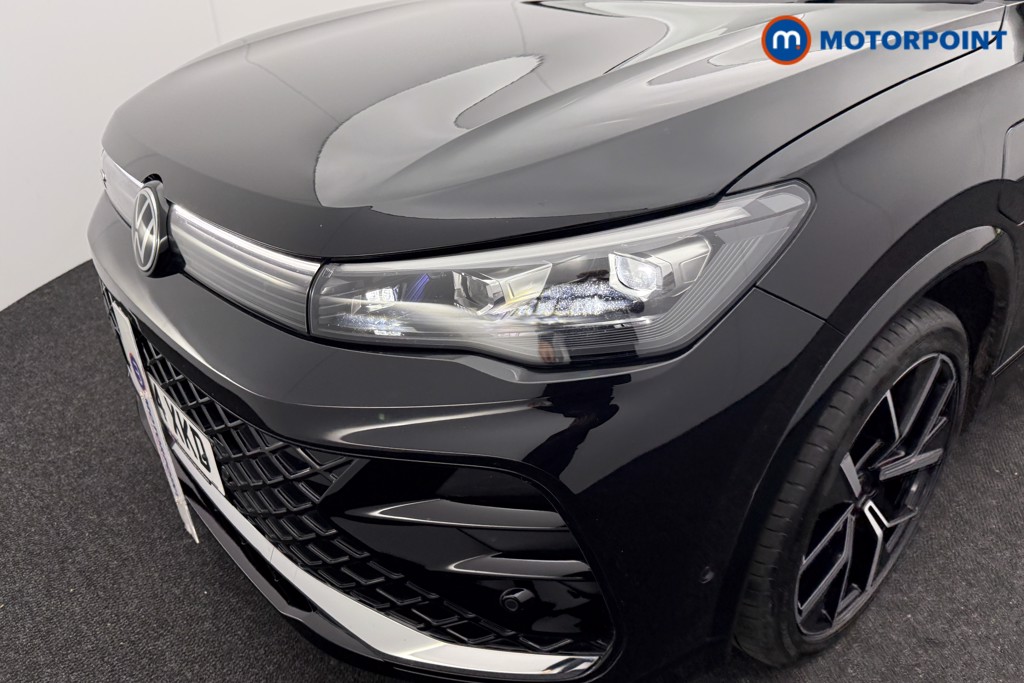 Volkswagen Tiguan R-Line Automatic Petrol Plug-In Hybrid SUV - Stock Number (1593994) - 29th supplementary image