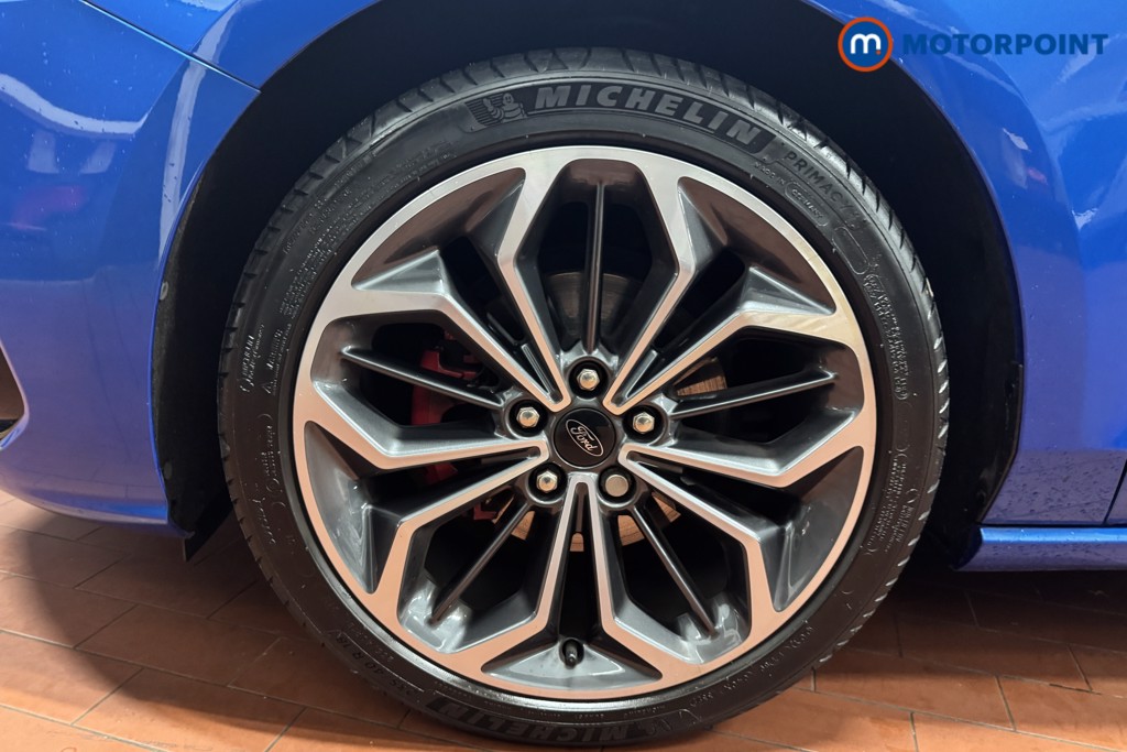 Ford Focus St-Line Vignale Manual Petrol Hatchback - Stock Number (1594354) - 26th supplementary image