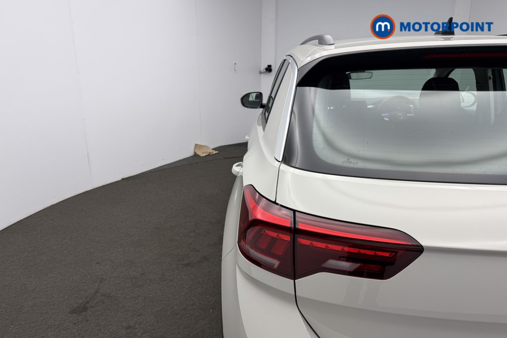 Volkswagen T-Roc Life Manual Petrol SUV - Stock Number (1594559) - 5th supplementary image